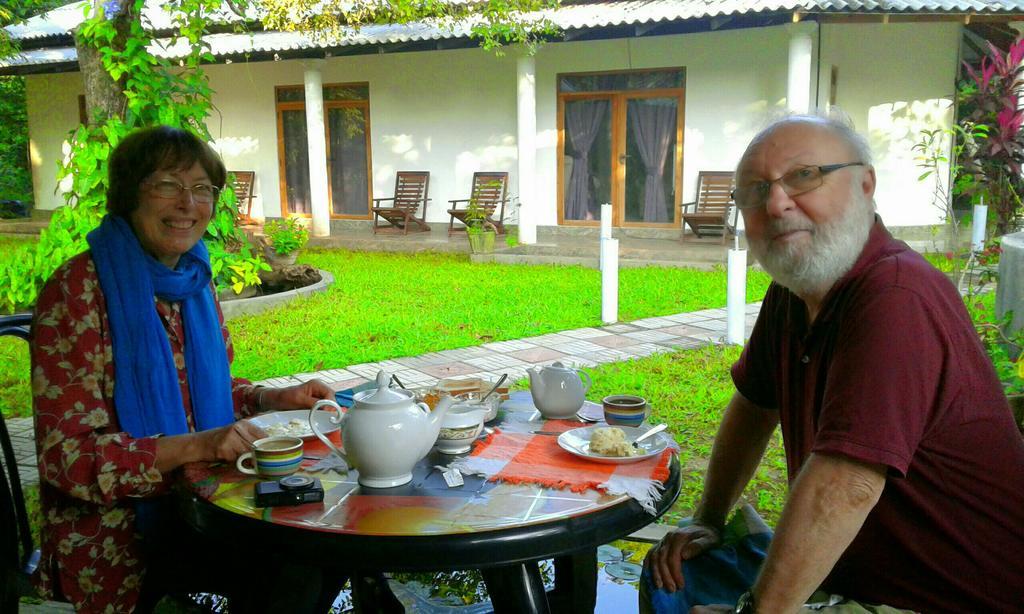 River Retreat Sigiriya Ngoại thất bức ảnh